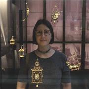 dottore di ricerca in storia dell'arte, insegnante per materie umanistiche